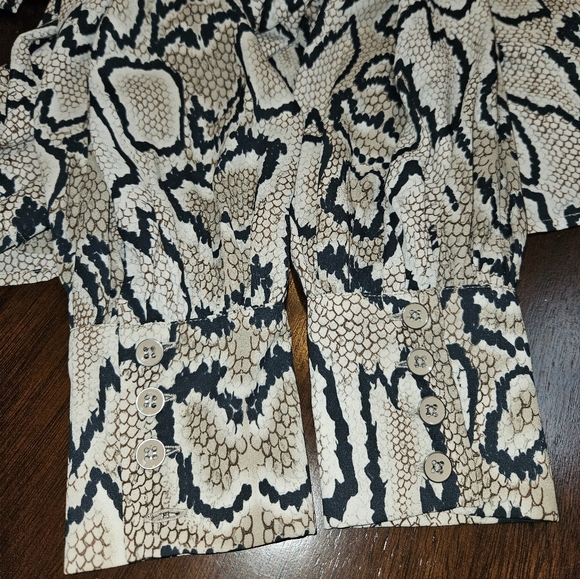 Cabi Serpentine Blouse Brand New Women Large - Picture 6 of 8